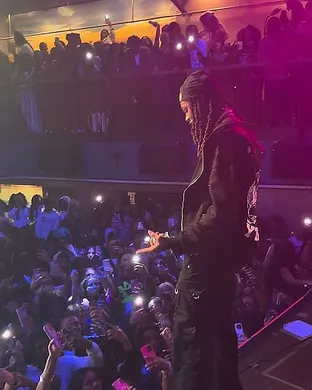 Babyfxce E Boston