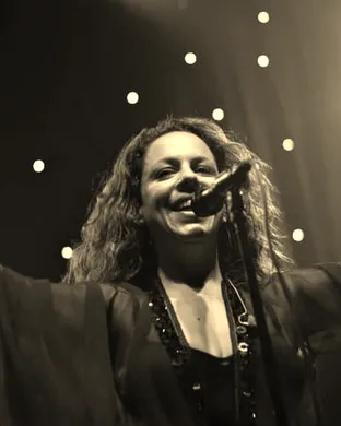 Bebel Gilberto Boston