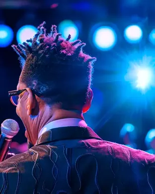 D.L. Hughley Boston