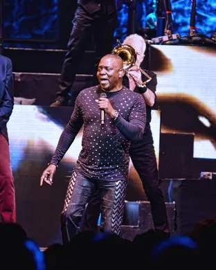 Earth Wind And Fire Boston