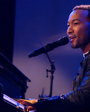 John Legend Boston