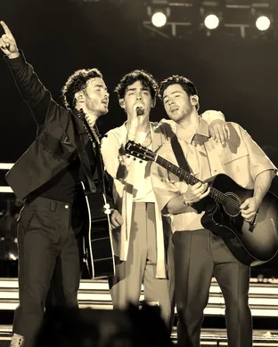 Jonas Brothers Boston