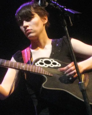 Kaki King Beverly